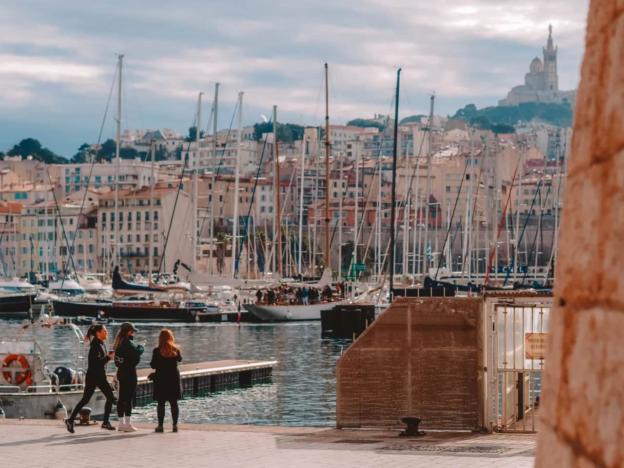 Marsylia: Bezpieczeństwo. Czy warto jechać? Porady dla turystów.